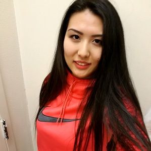 Meet your Posher, Lucy